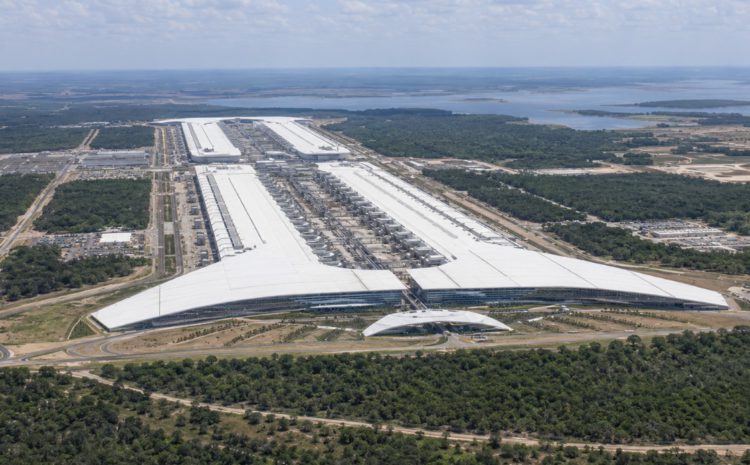 Musk baut die grösste Fabrik der Welt – und verschiebt damit Ihr Risikoregister